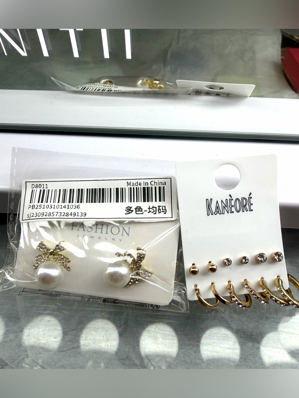 KanoRé Gold and Pearl Bow Earring Set - Women Accessories